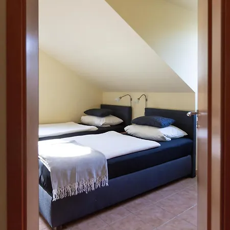 54 7, Lindenweg 2 G Karlshagen