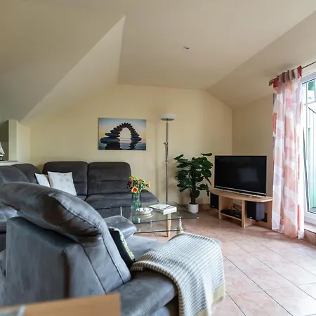 54 7, Lindenweg 2 G * Karlshagen