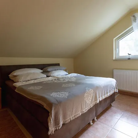 54 7, Lindenweg 2 G * Karlshagen